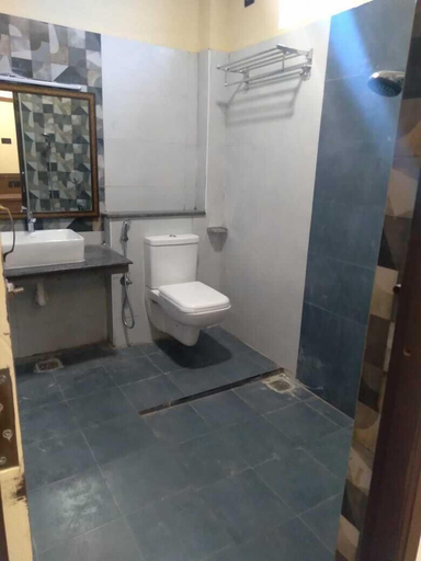 Bathroom 5, Kans One Madipakkam, Chennai