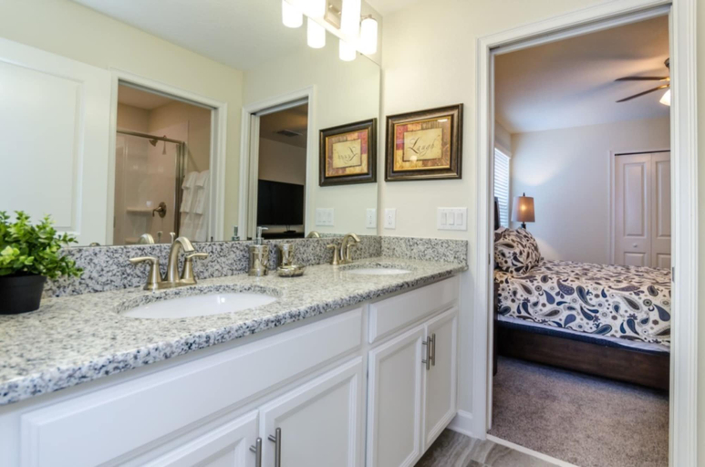 Bathroom 4, 6 Bedroom 5 Bathroom, Osceola