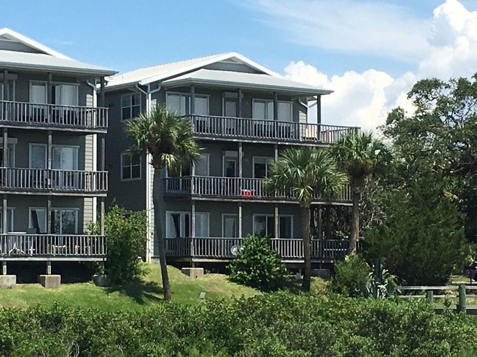 Exterior & Views 2, Seahorse Landing, Levy