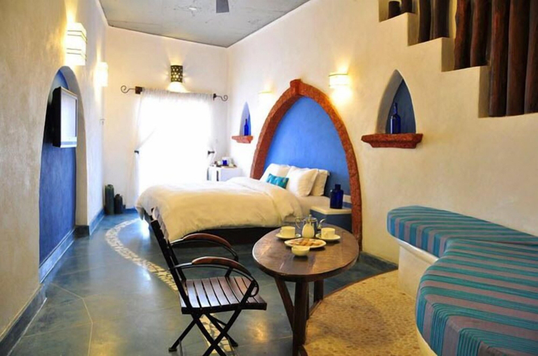 Bedroom 3, Mykonos Blu, North Goa