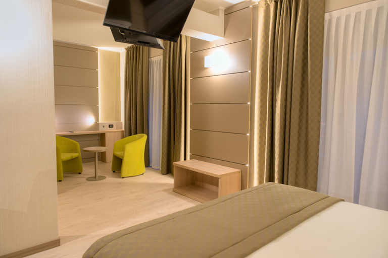 Bedroom 3, Cardano Hotel Malpensa, Varese