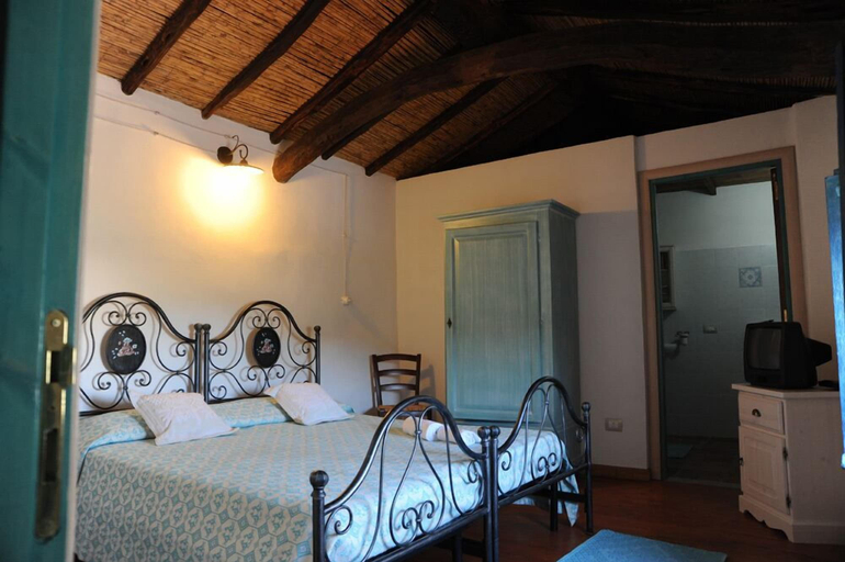 Bedroom 3, B&B Martina, Cagliari