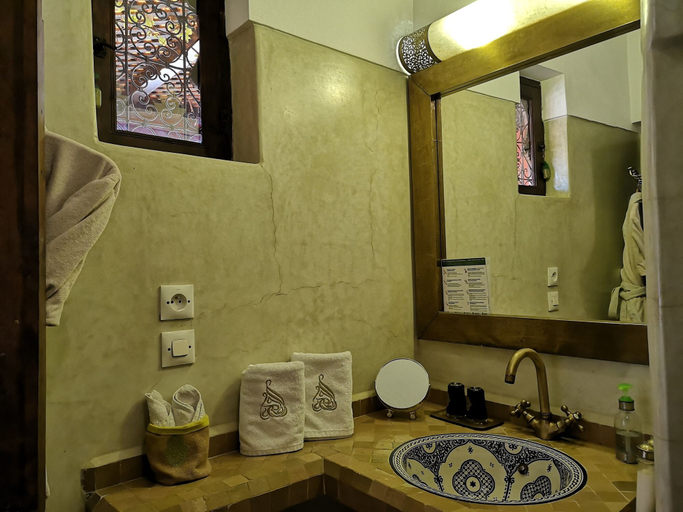 Bathroom 5, Riad Charme d'Orient - Adults Only, Marrakech