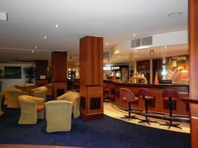 Food & Drinks 5, The New Whyalla Hotel, Whyalla