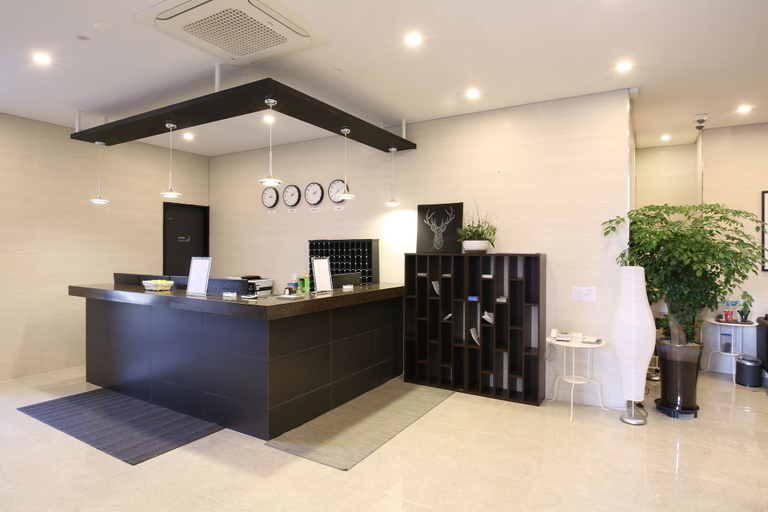 Others 4, Hotel Clover, Hwaseong
