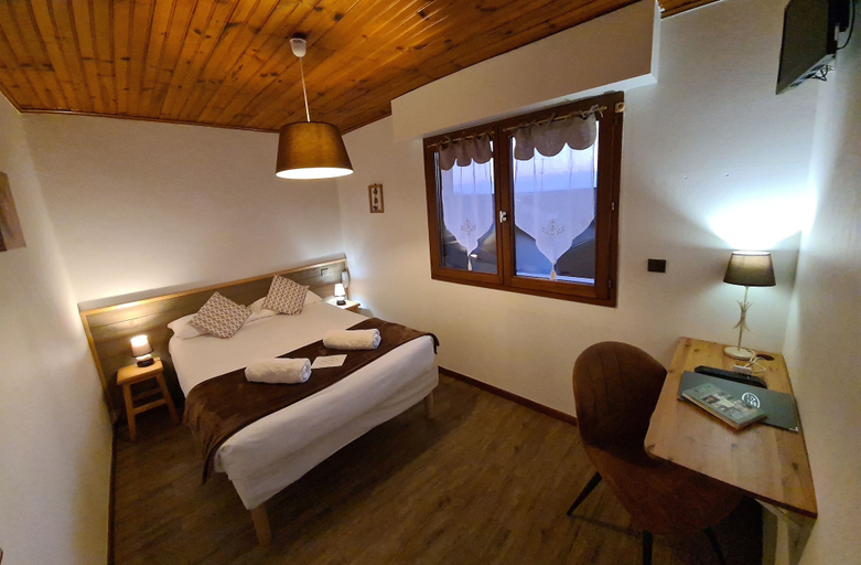 Bedroom 2, Citotel L'echo Des Montagnes, Haute-Savoie