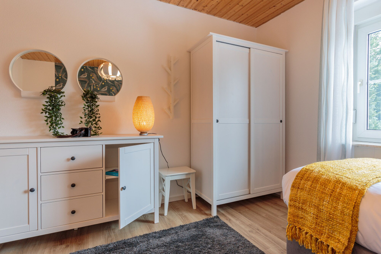 Bedroom 2, Triumph in der Heide, Heidekreis