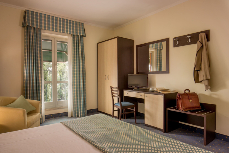 Bedroom 3, Resort La Rocchetta, Rome