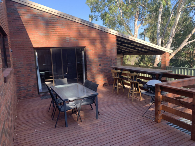 Others 5, Chateau N Ville, Gr. Bendigo - Inner East
