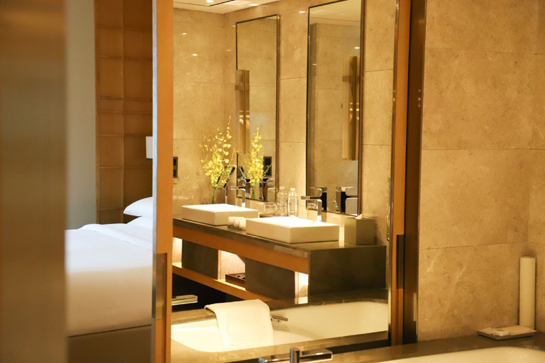 Bathroom 5, Hyatt Regency Shenzhen Airport, Shenzhen