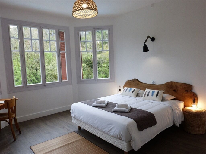 Bedroom 3, Hôtel des Grottes, Lot