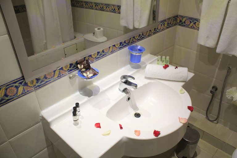 Bathroom 4, Sousse City And Beach Hotel, Sousse Médina