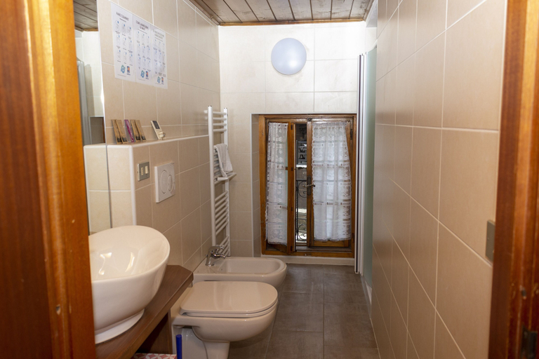 Bathroom 5, Incanto Walser Apartments PIAZZA, Verbano-Cusio-Ossola
