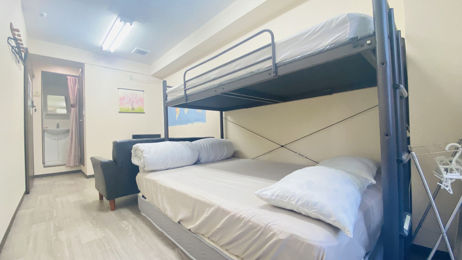 Bedroom 5, GUEST HOUSE B's Five II - Hostel, Osaka