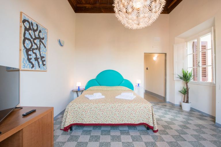 Bedroom 3, Paravia Suite, Florence