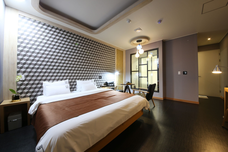 Bedroom 2, Legend Motel, Geoje