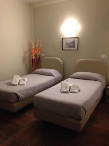 Bedroom 2, Albergo San Michele Ristorante Torino, Pavia