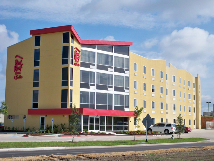 Red Roof Inn & Suites Beaumont, Jefferson