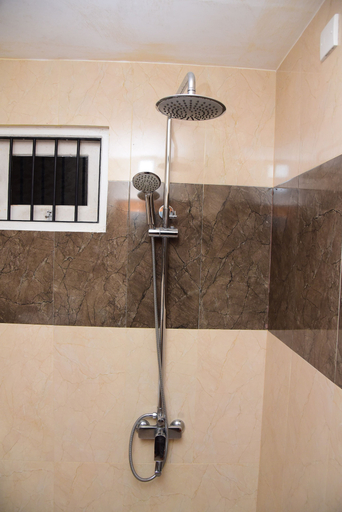 Bathroom 4, White Villa Airport Transit Hotel, Katana