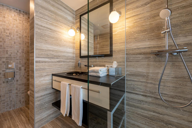 Bathroom 5, Trip Inn Conference Hotel & Suites, Lahn-Dill-Kreis