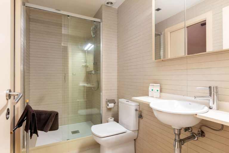 Bathroom, Dream Gracia Apartments, Barcelona