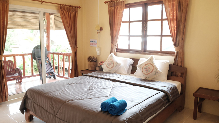 Bedroom 2, Mookdamun Bungalows, Ko Yao District