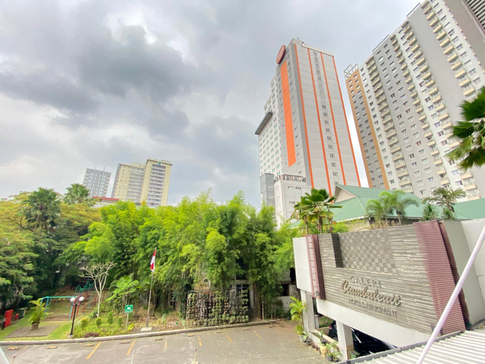 Exterior & Views, Comfy Studio Room at Galeri Ciumbuleuit 1 Apartment, Bandung