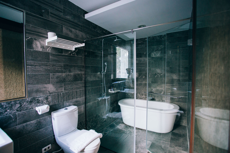 Bathroom 3, Look B&B, Nantou