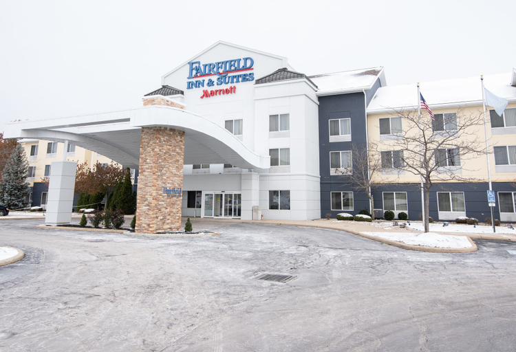 Exterior & Views 2, Fairfield Inn & Suites by Marriott Cleveland Avon, Lorain