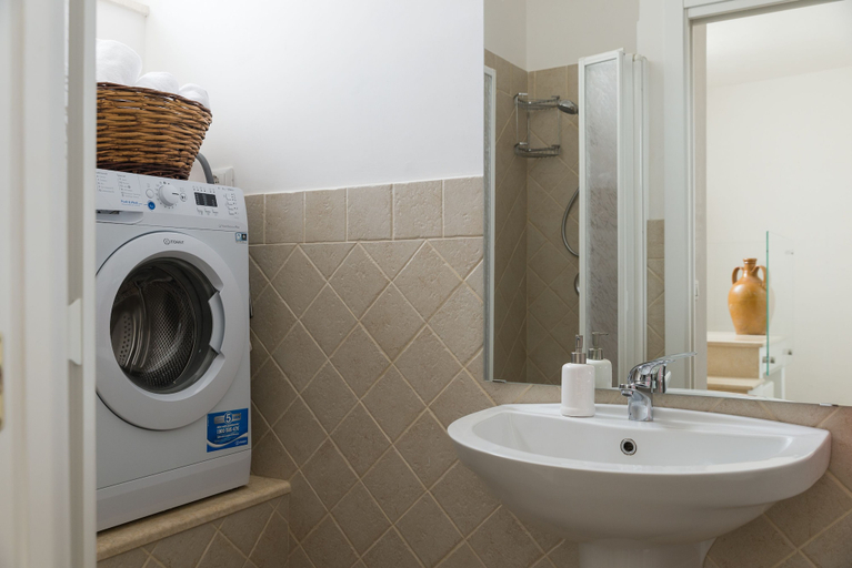 Bathroom 3, Terrazza Primavera by Wonderful Italy, Brindisi