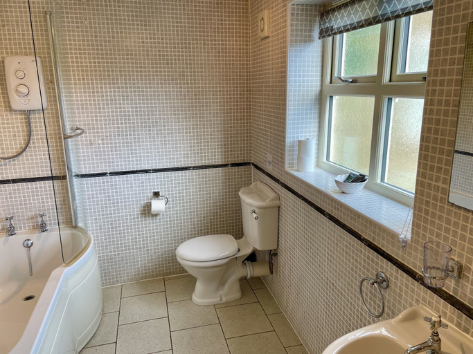 Bathroom 4, Church House Farm, North Yorkshire