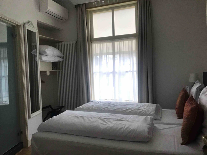 Bedroom 4, Hotel De Gulden Waagen, Nijmegen