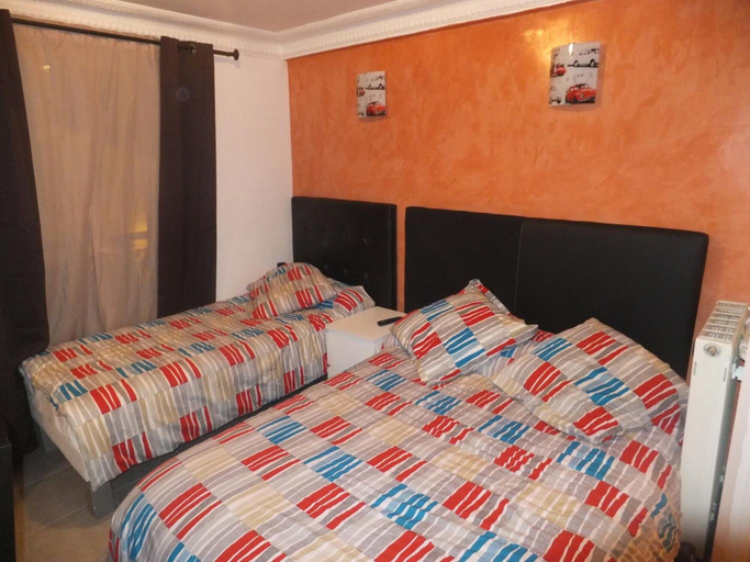Bedroom 4, Hotel Pacific, Paris