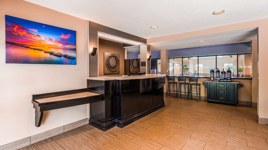 Food & Drinks 5, Best Western Dunkirk & Fredonia Inn, Chautauqua