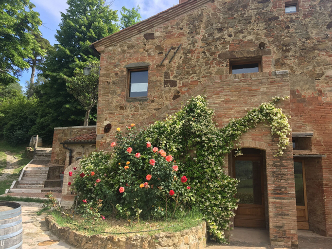 Exterior & Views 2, Agriturismo Godiolo, Siena
