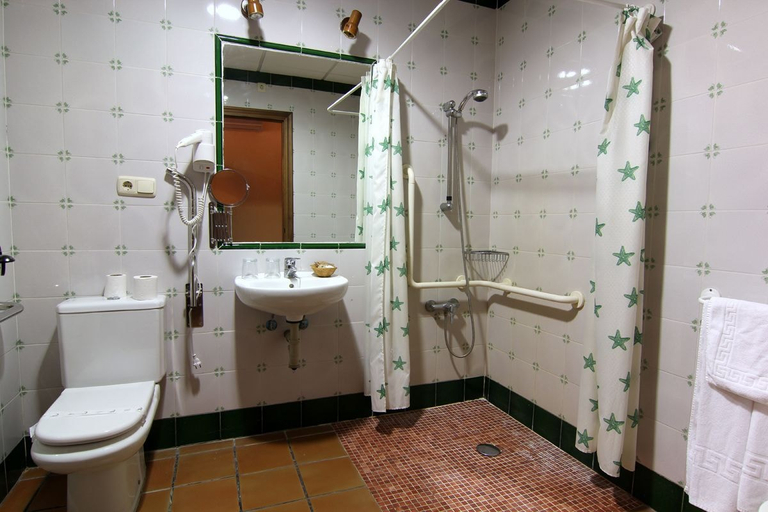 Bathroom 4, Hotel Rural Hojaranzos, Cáceres