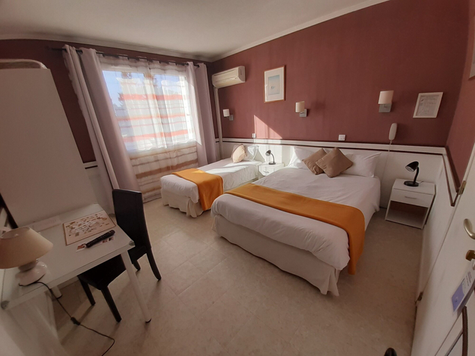 Bedroom 4, Hôtel du Tricastin, Drôme