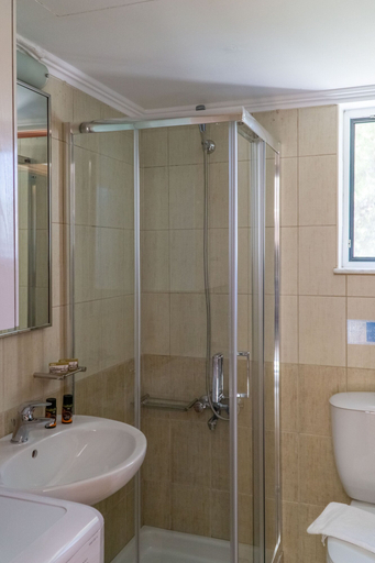 Bathroom 4, Nikis Dream Comfy Apartments, Crete
