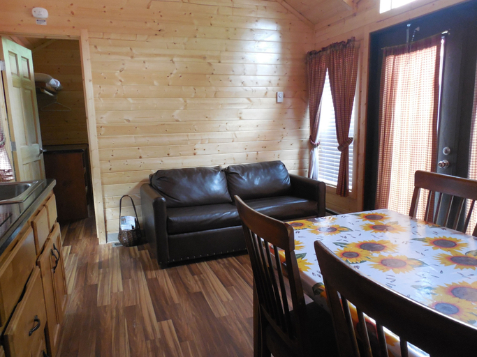 Others 5, Snake River Cabin Village, Teton