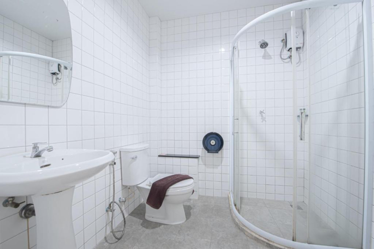 Bathroom 2, Tarnsiri Boutique Resort, Kanchanaburi, Muang Kanchanaburi
