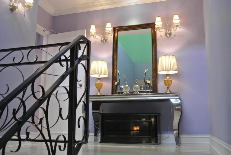 Others 4, 1 Day Car Hotel Station 18, Kinta