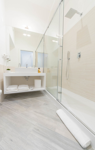 Bathroom 5, Vantaggio Suites, Roma