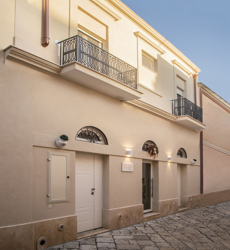 Exterior & Views, FILIA SOLIS - Old Town SUITEs & SPA, Brindisi