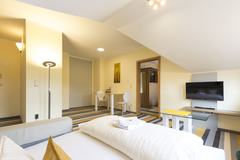 Bedroom 5, Hotel Globotel Business, Region Hannover