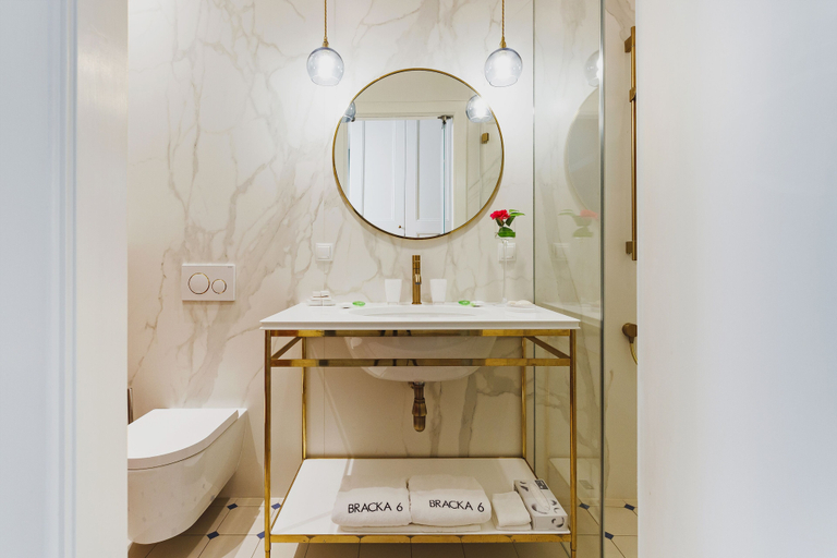 Bathroom 4, Apartamenty Bracka 6, Kraków City