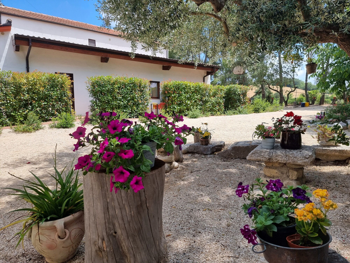 Exterior & Views 2, Agriturimo Essentia Dimora Rurale, Campobasso