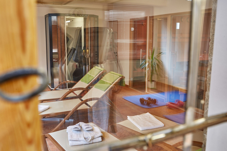 Bedroom 3, Zum Turm - Apartments und Gästezimmer, Garmisch-Partenkirchen