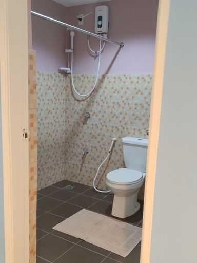 Bathroom 4, Glory Hotel Cubao, Quezon City