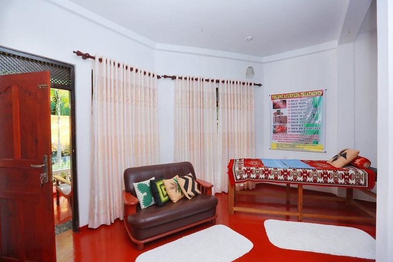 Others 5, The One Apartment, Galle Four Gravets