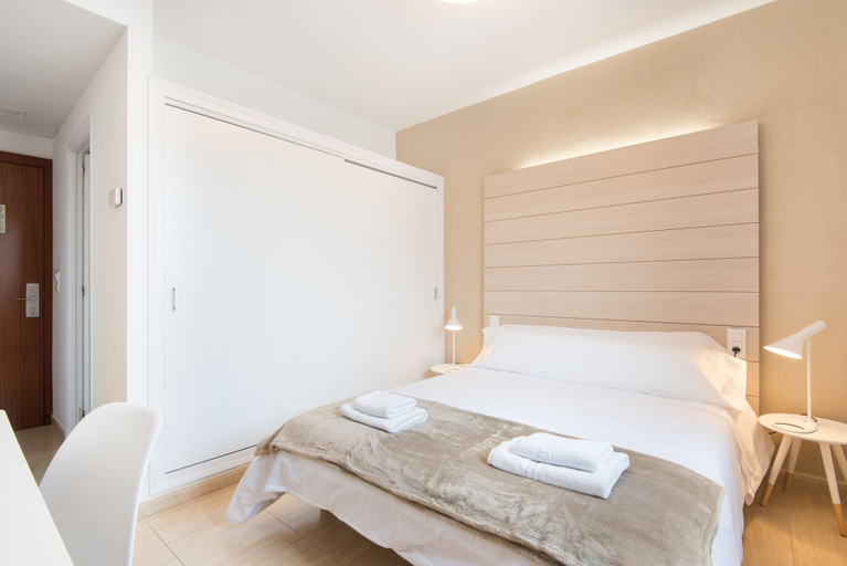 Bedroom 4, Hostal Jume - Urban Rooms, Baleares
